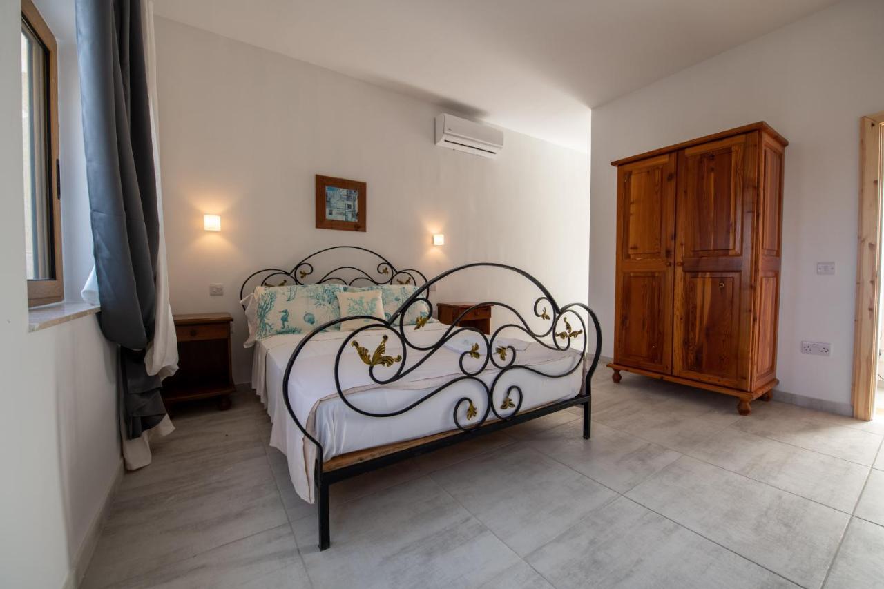 Blossom Farmhouses Għasri Eksteriør bilde