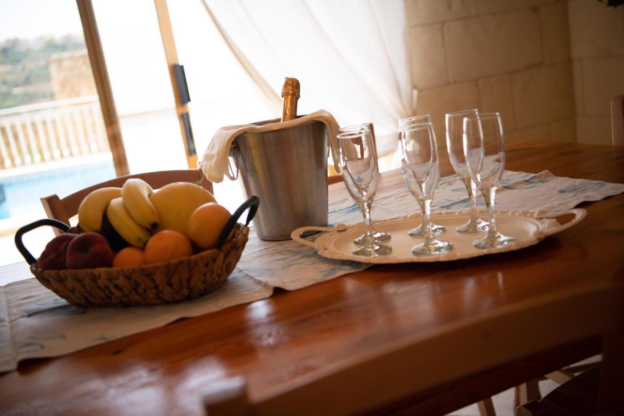 Blossom Farmhouses Għasri Eksteriør bilde
