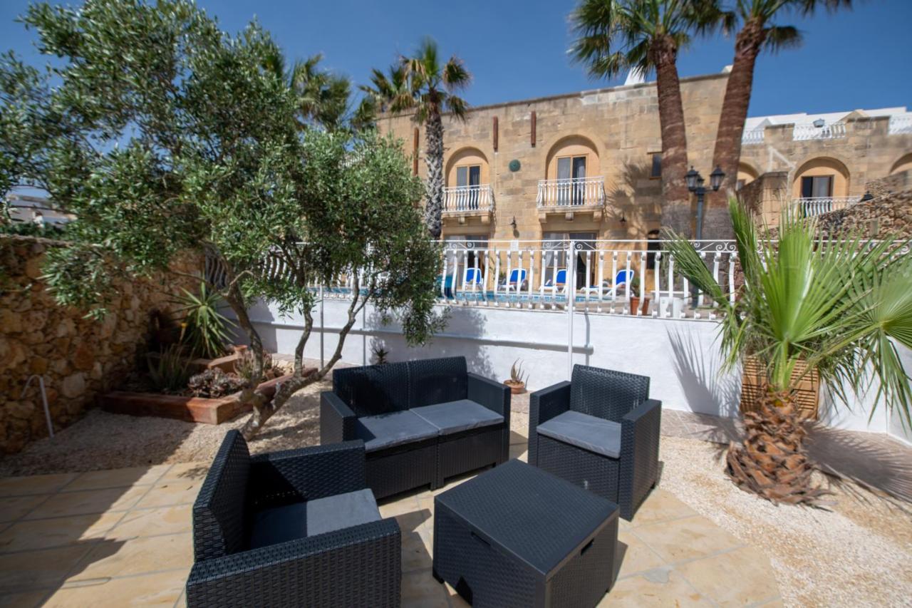 Blossom Farmhouses Għasri Eksteriør bilde
