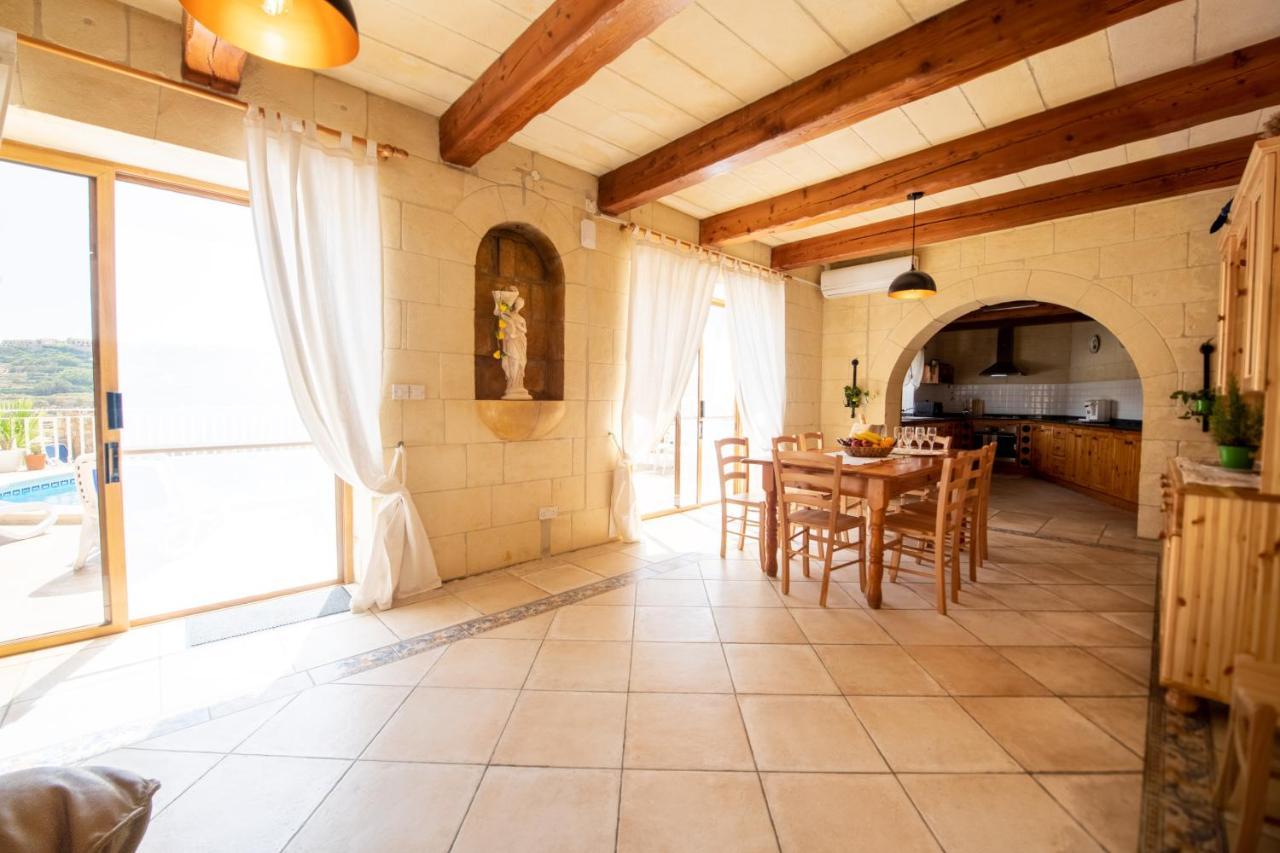 Blossom Farmhouses Għasri Eksteriør bilde