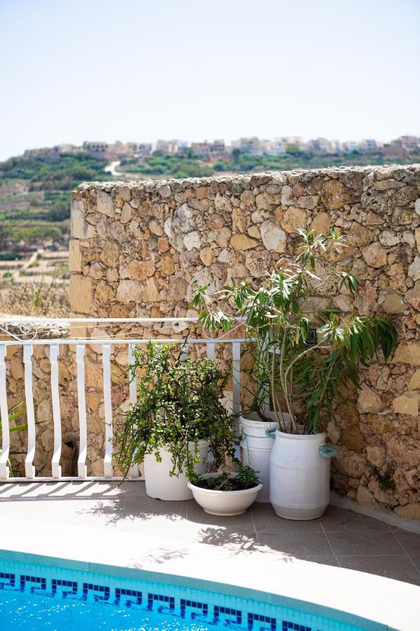 Blossom Farmhouses Għasri Eksteriør bilde